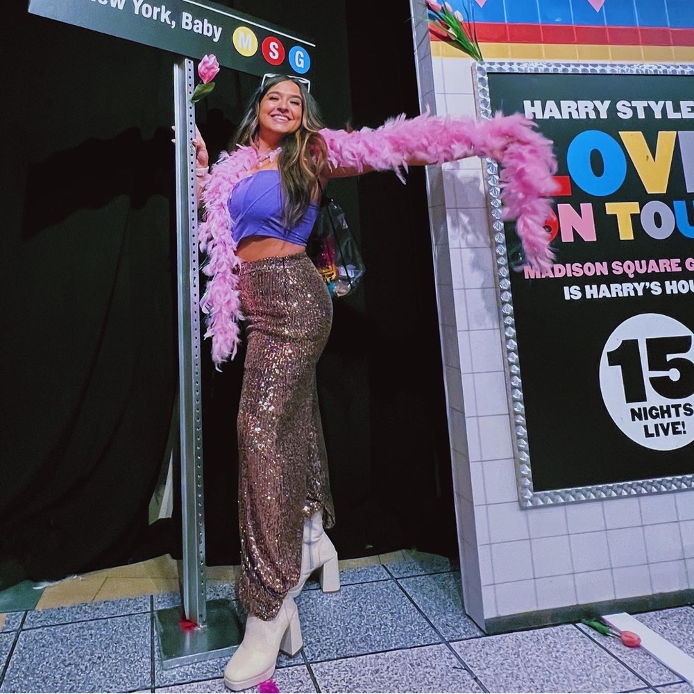 Harry Styles Love on Tour LOT Outfit or Pieces 💜🥳💟